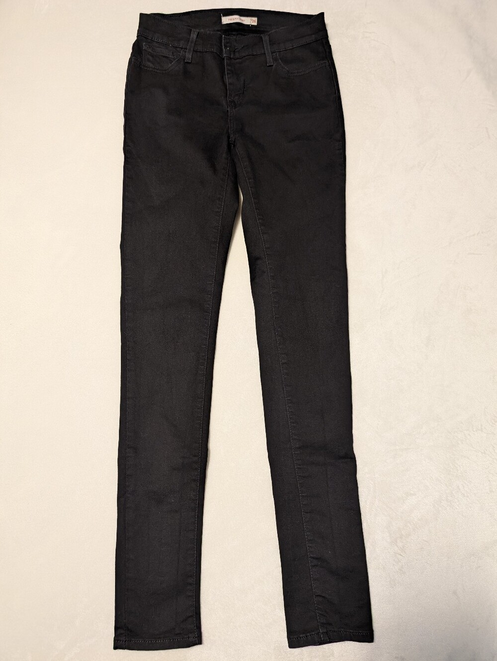 Levi's 721 High Rise Skinny Jeans in Jet Black - 26